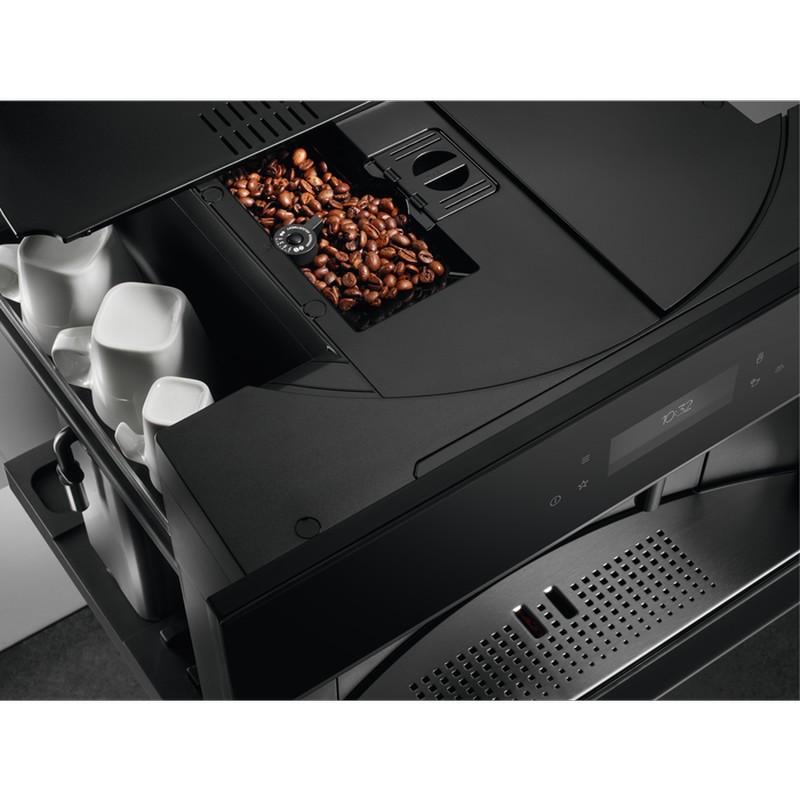Кофемашина AEG KKB894500B - изображение 3