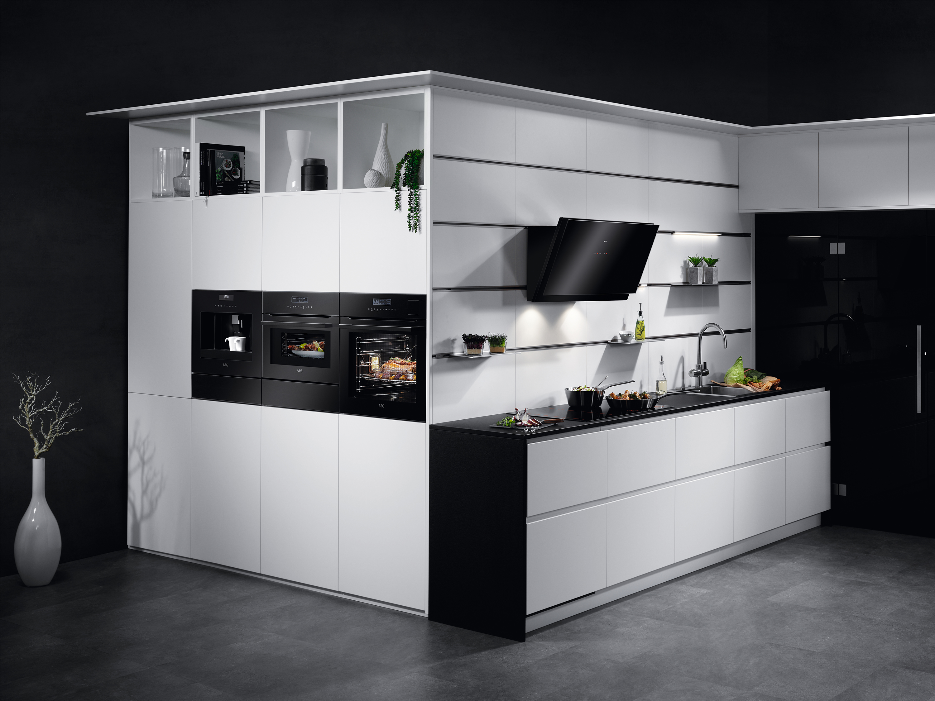 Кавомашина AEG KKE884500B - изображение 3