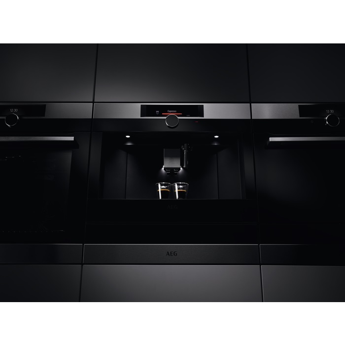 Кавомашина AEG KKK994500M - изображение 2