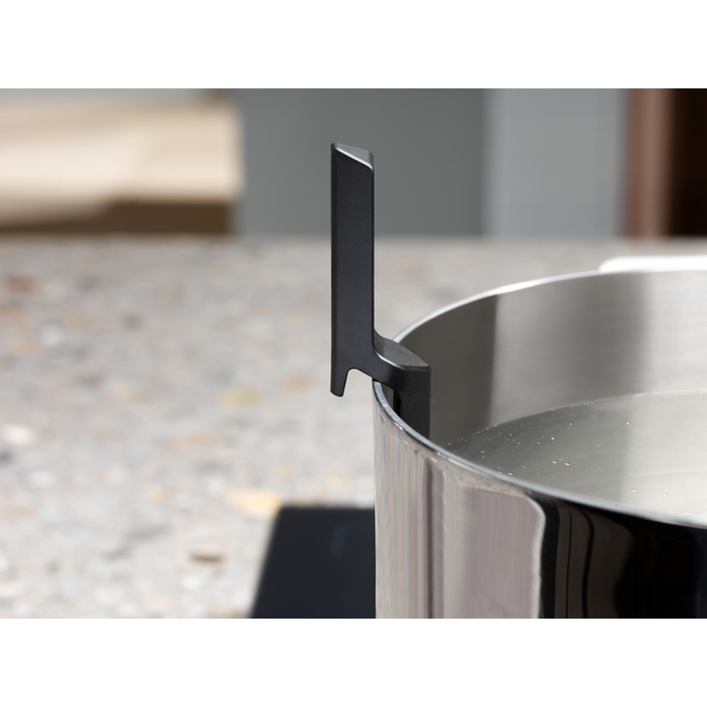 Варочная поверхность Electrolux EIS6648 - изображение 6