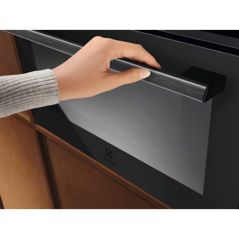 Микроволновая печь Electrolux EVM9E2XT - изображение 5