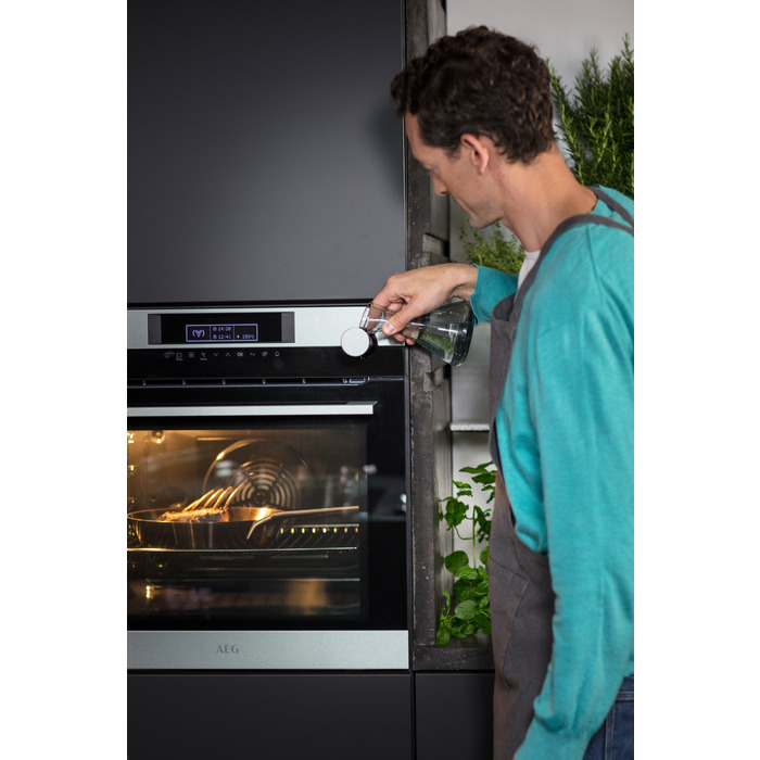 Духовой шкаф AEG BSR892330M - изображение 8