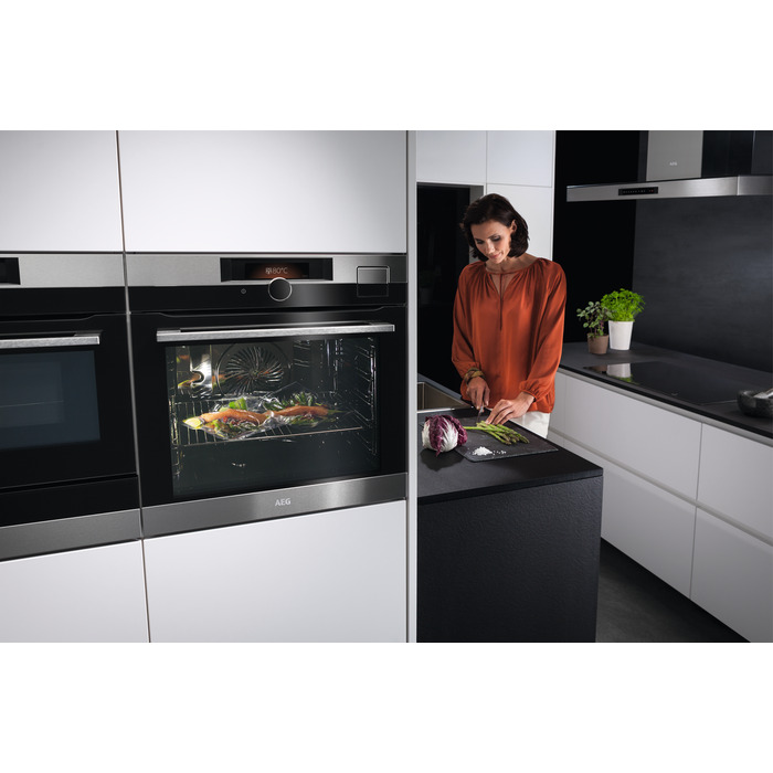 Духовой шкаф AEG BSR892330M - изображение 6