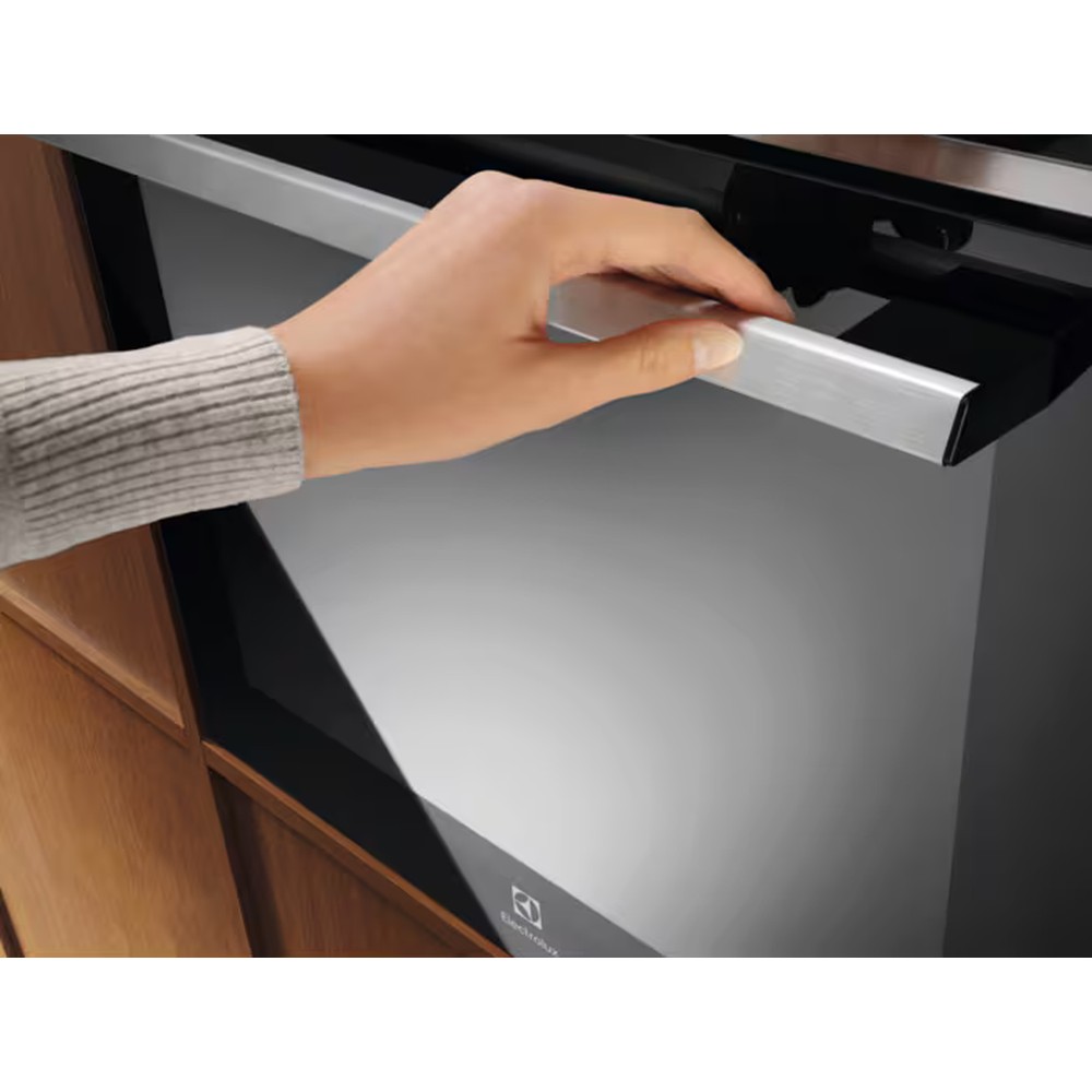 Духова шафа Electrolux EOB8S38X - изображение 6