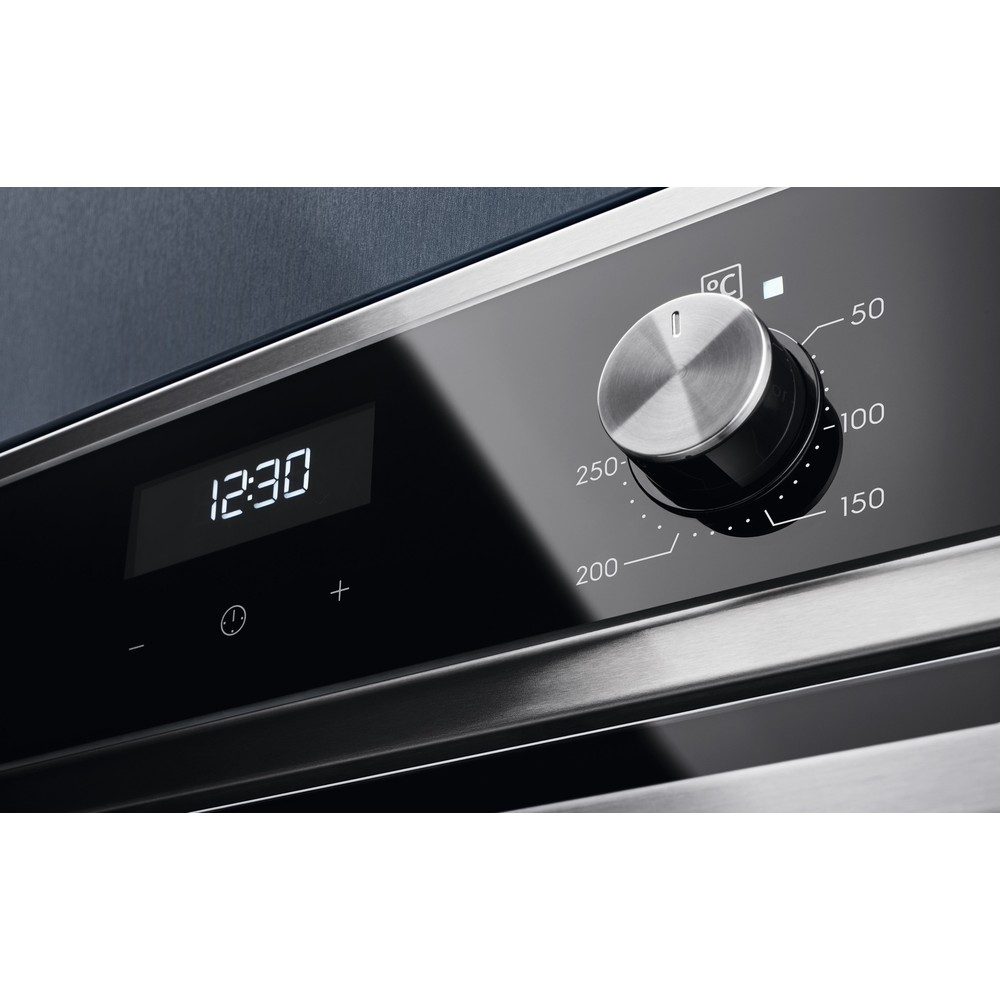 Духовой шкаф Electrolux EOF5H40BX - изображение 2