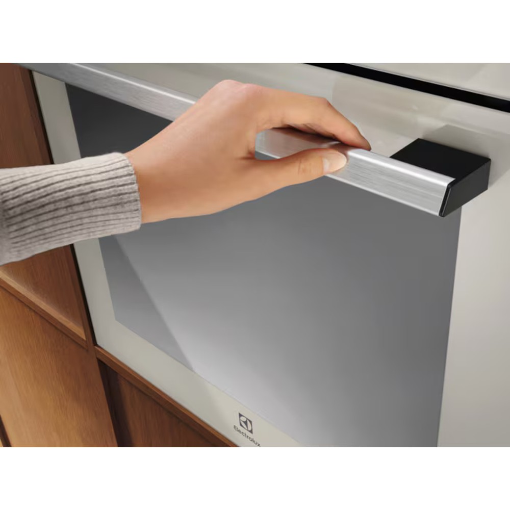 Духова шафа Electrolux LOE8F38S - изображение 4