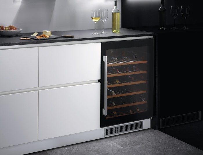Винный шкаф AEG SWB66001DG - изображение 6