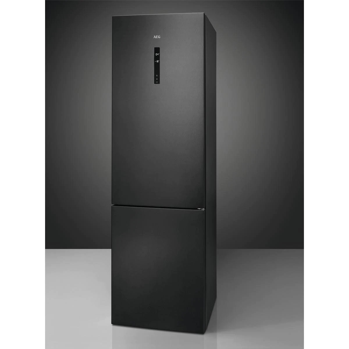 Холодильник AEG RCR736E5MB - изображение 9