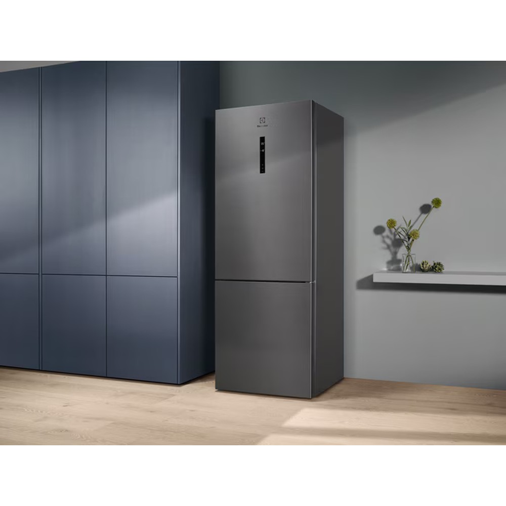 Холодильник Electrolux LNT6ME46X3 - изображение 12
