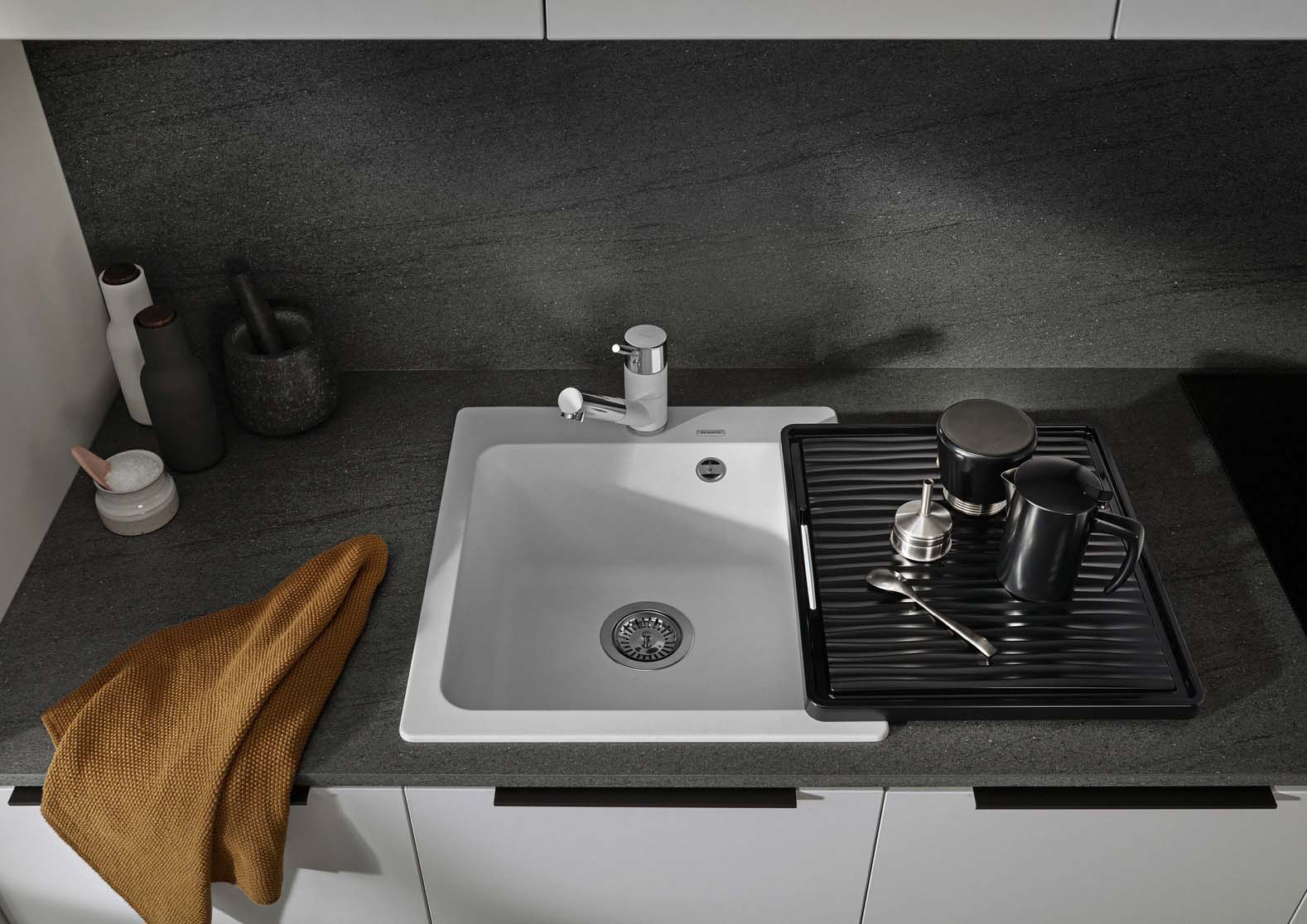 Кухонна мийка Blanco NAYA 45 (526574) - изображение 3