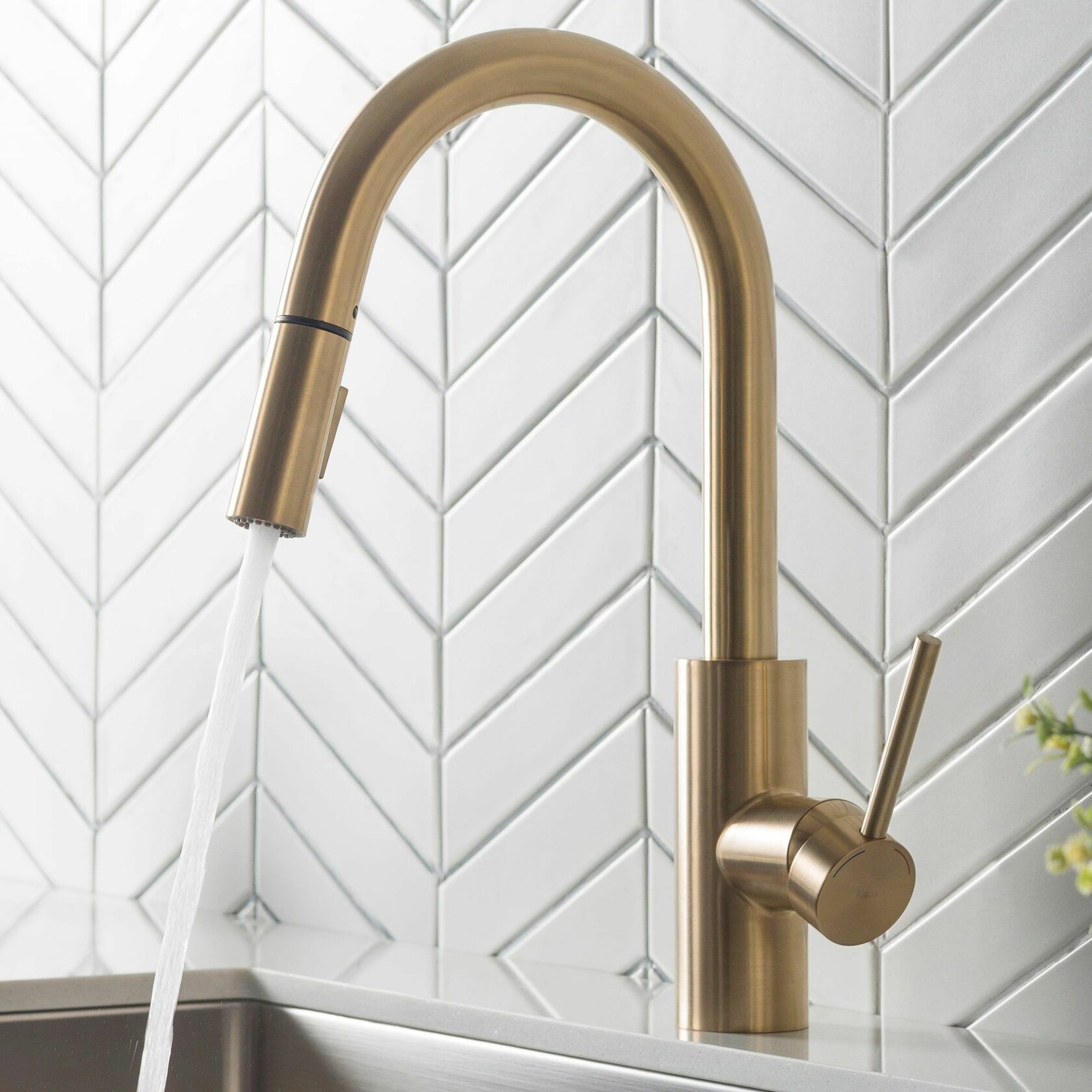 Кухонний змішувач Kraus KPF-2620BB - изображение 2
