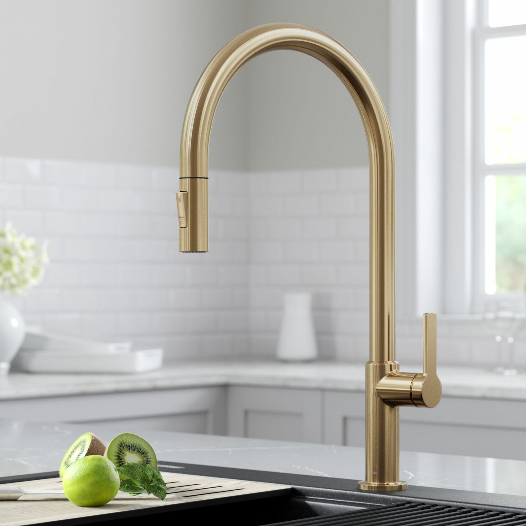 Кухонный смеситель Kraus KPF-2821SFACB - изображение 3